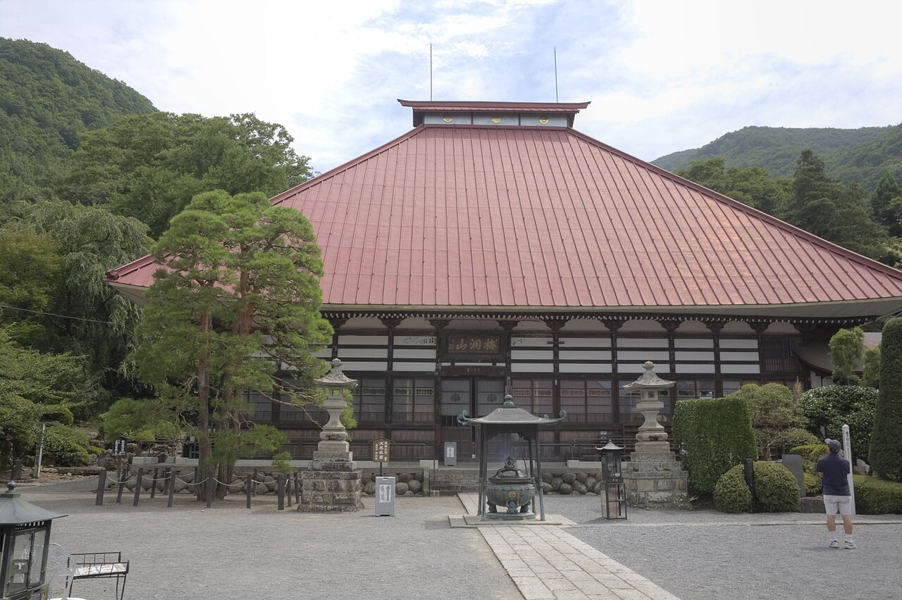 The main hall of Ganshoin temple, one of the stops on the Obuse loop shuttle