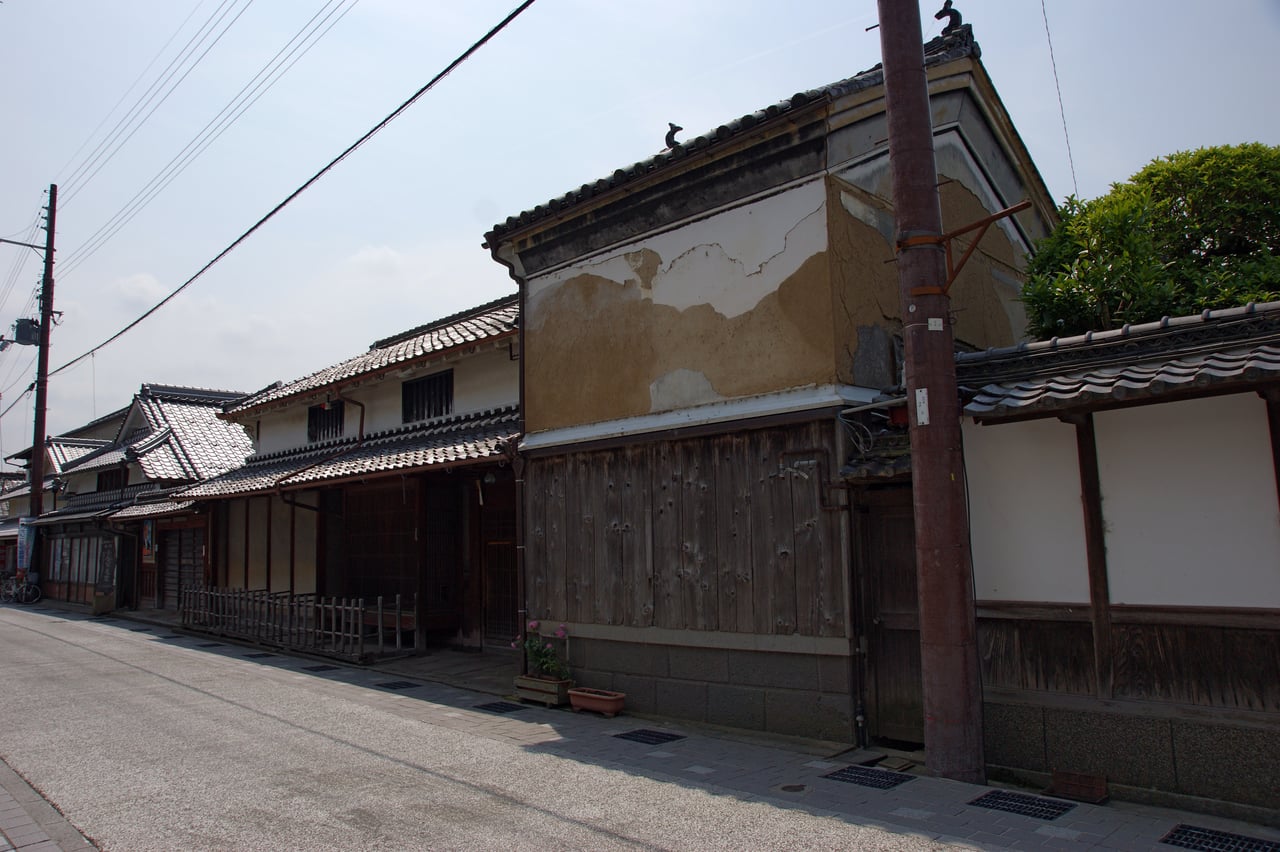 Another view of the merchant houses along Kawaramachi street in Tamba-Sasayama, Hyogo.